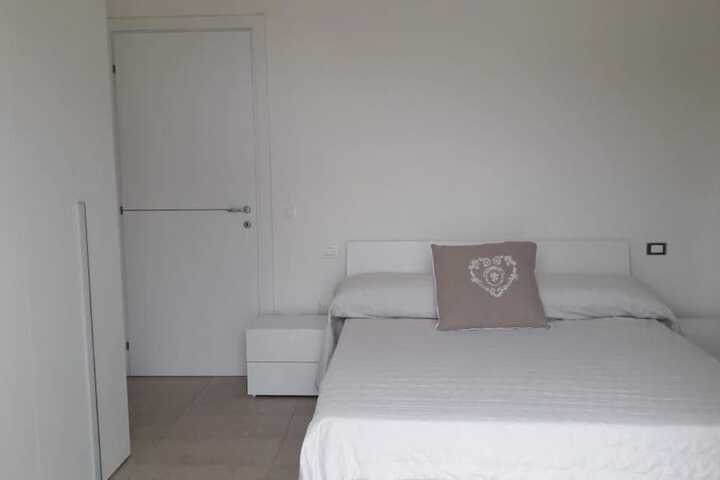 Room 13 of 61