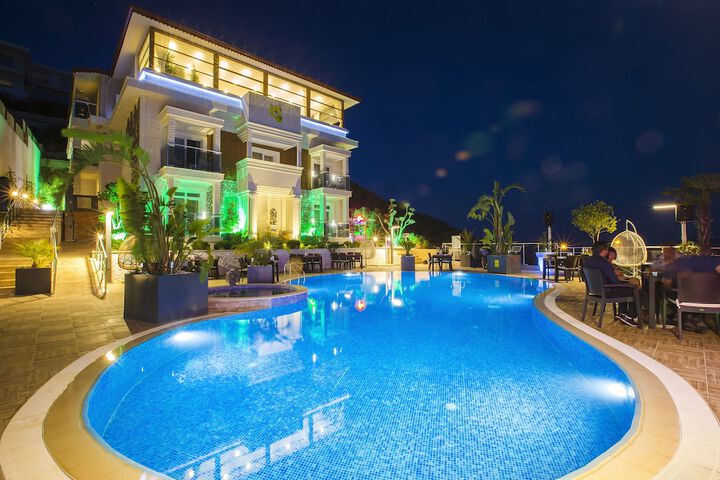 Pool 67 of 119