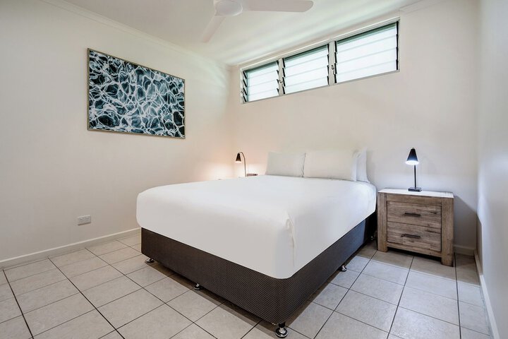 Room 54 of 342