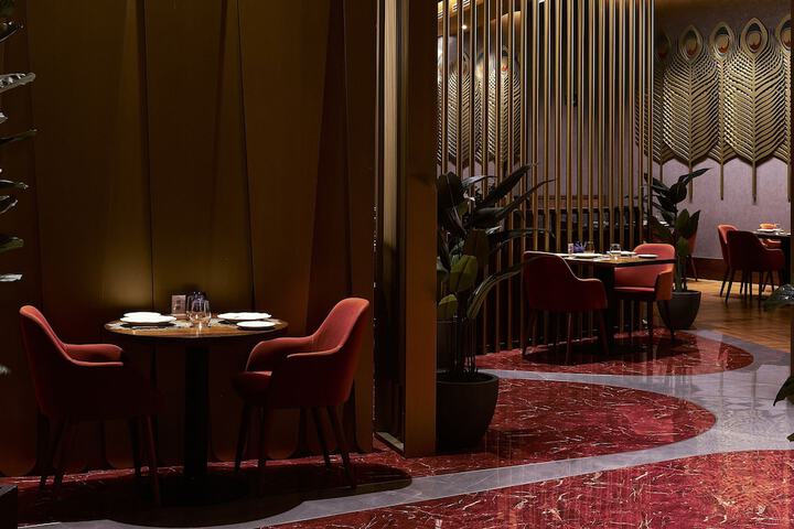 Dining 94 of 147