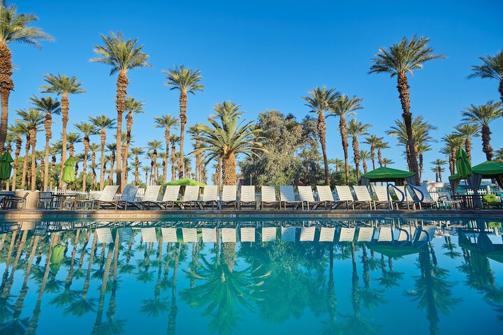 Palm Springs RV Resort in Palm Desert, CA