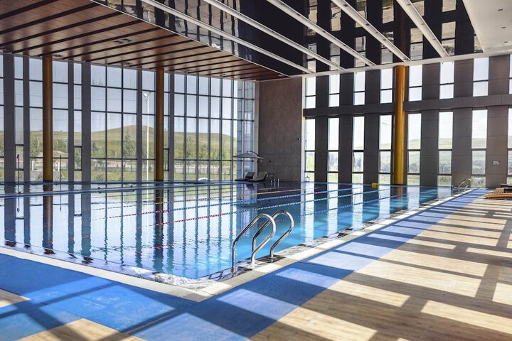 Hotel Pool