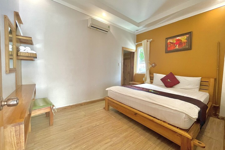 Room 26 of 74