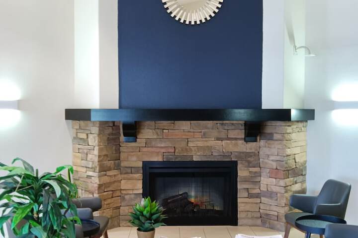 Hotel Interior 4 of 60