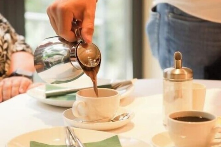Breakfast/Coffee Service 62 of 77