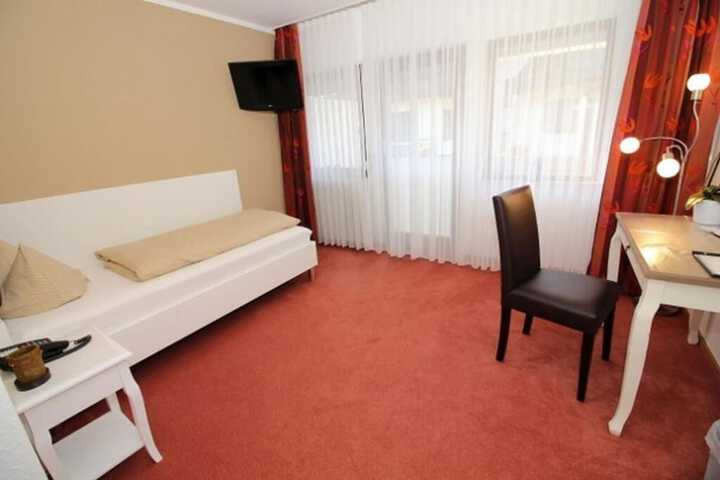 Room 3 of 13