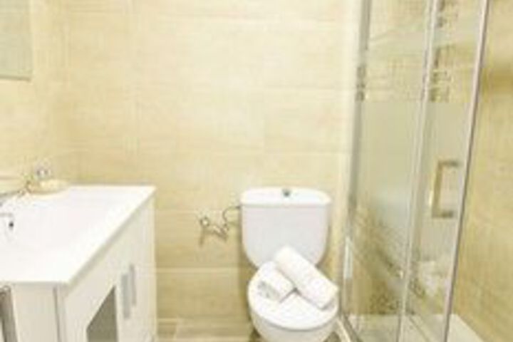 Room 2 of 26