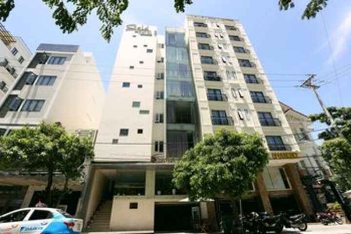 Hotel 51 of 64