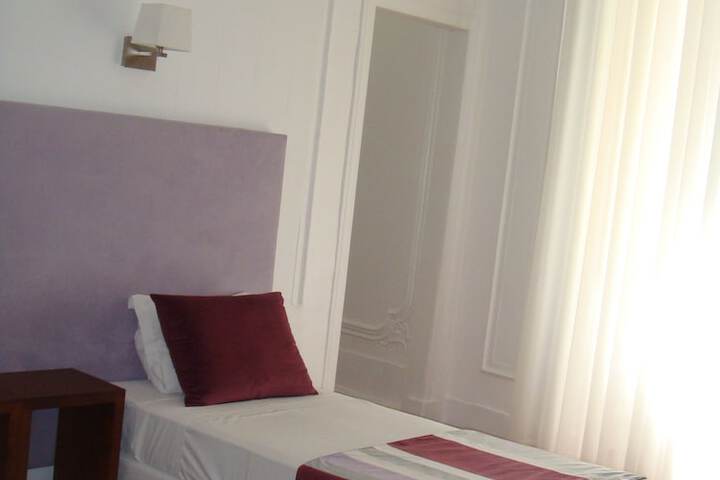 Room 13 of 46