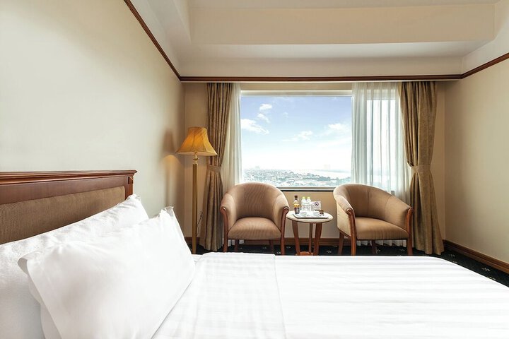 Room 48 of 119