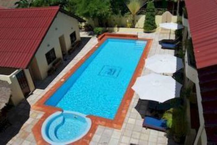 Pool 17 of 26