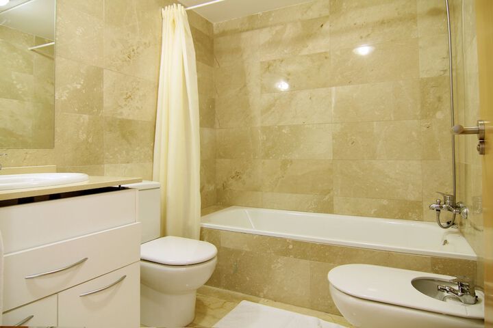 Room 14 of 35