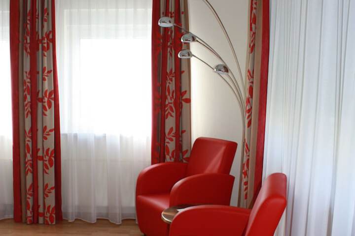 Room 9 of 19