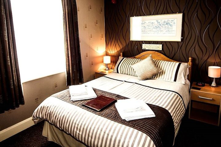 Room 3 of 26