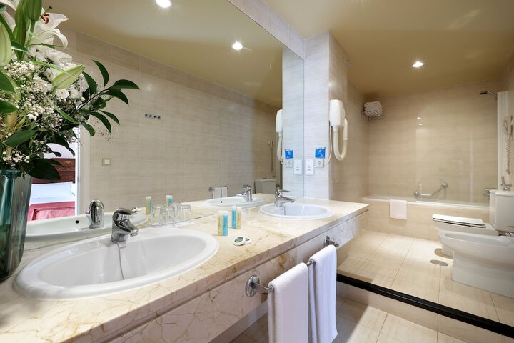 Bathroom Interior Photo