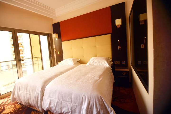 Room 27 of 50