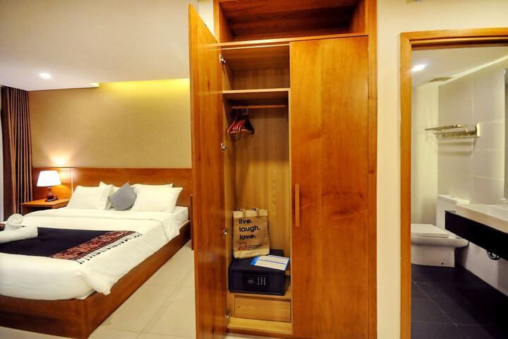 Room 195 of 230