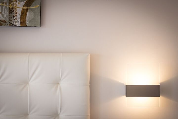 Room 25 of 168