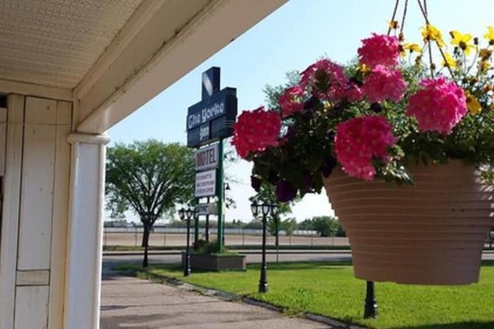 Property Grounds 33 of 45