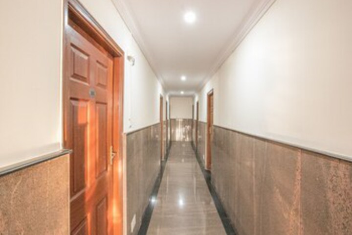 Ballroom/Hall 7 of 27