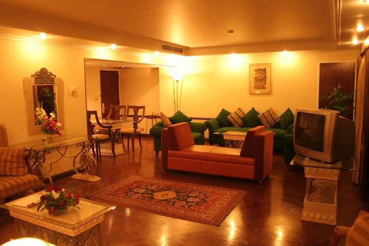 Room 29 of 77