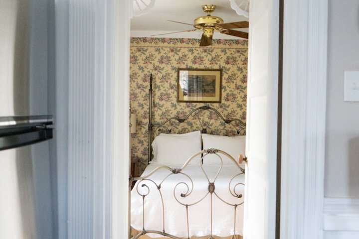 Room 28 of 75