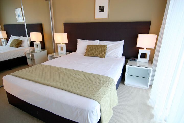 Room 4 of 94