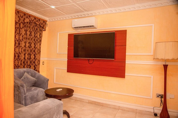 Room 20 of 40