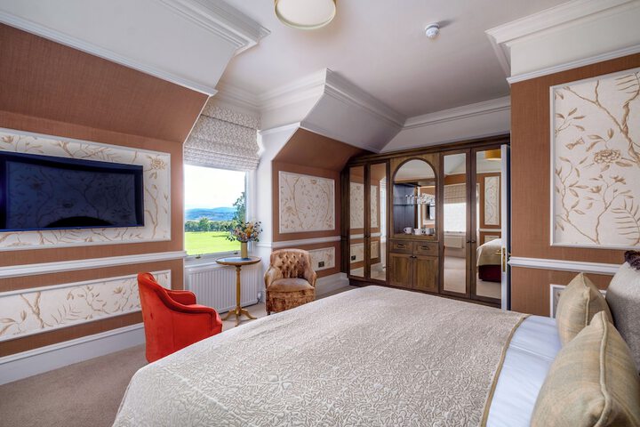 Room 46 of 129