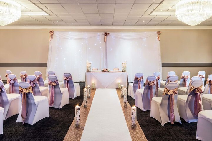 Wedding/Banquet 39 of 74