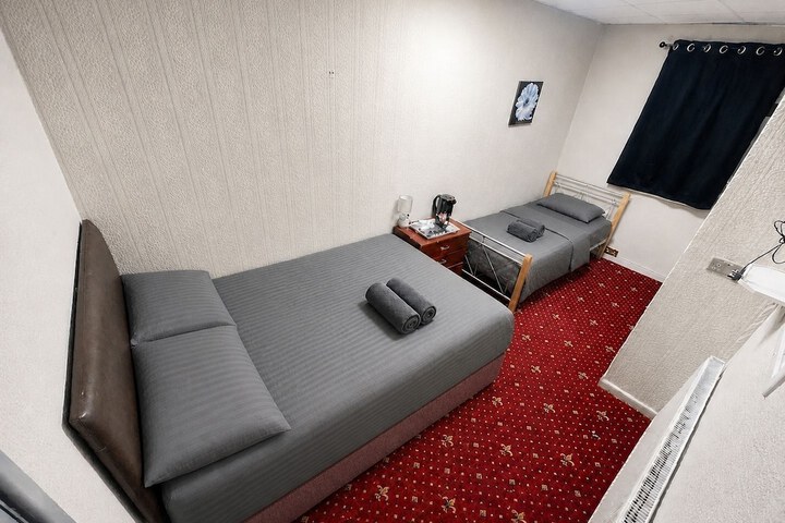 Room 12 of 23