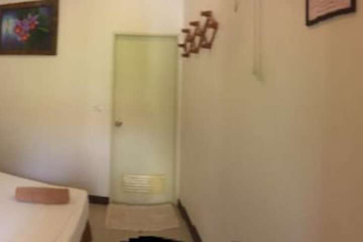 Room 16 of 53