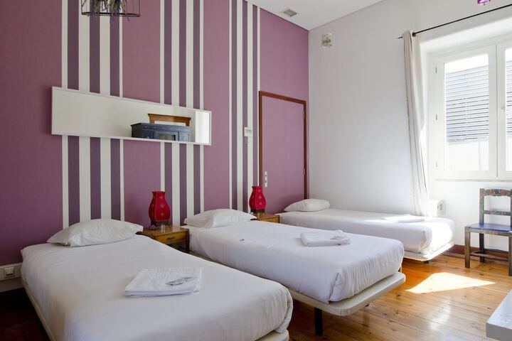 Room 21 of 68