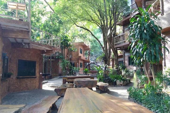 Property Grounds 29 of 34