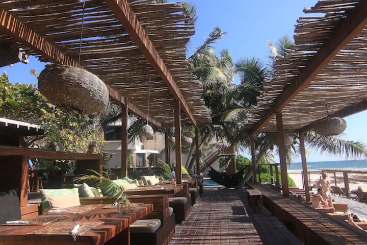 Sundeck 43 of 48