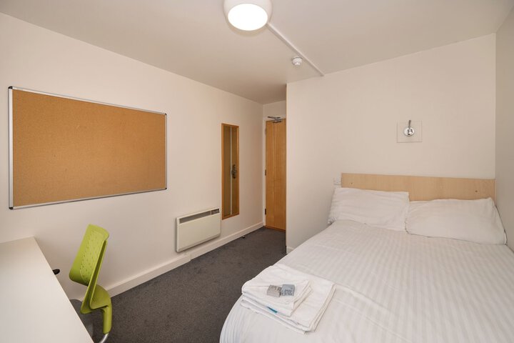 Room 22 of 26