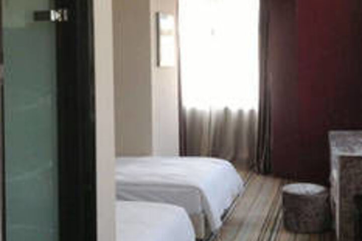 Room 40 of 52
