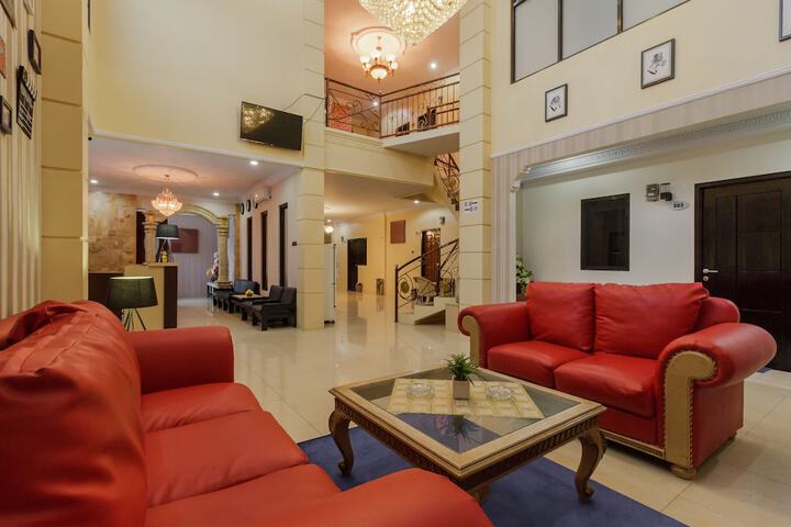 RedDoorz Plus near Pantai Malalayang Manado