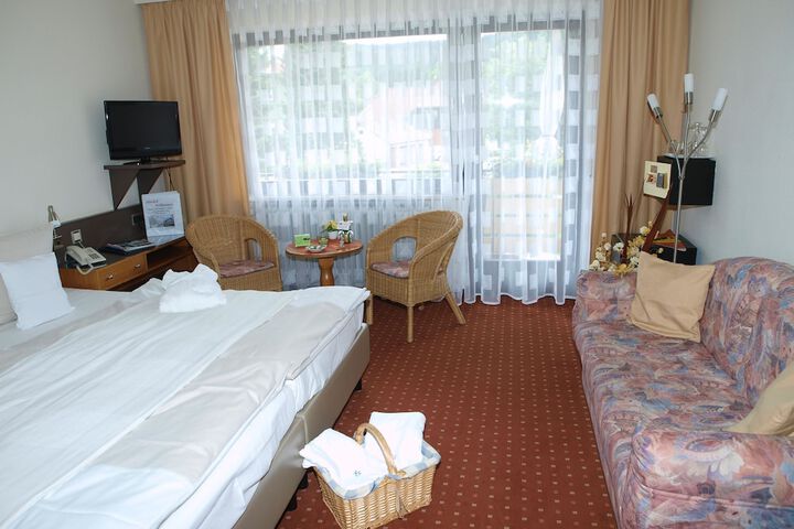 Room 4 of 56