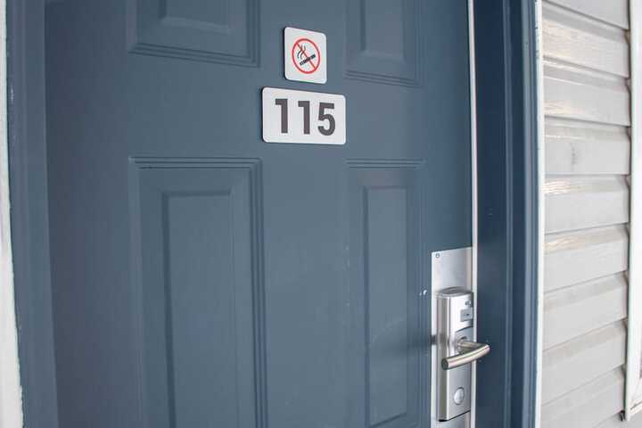 Room 51 of 75