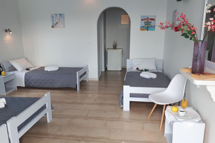 Room 12 of 87