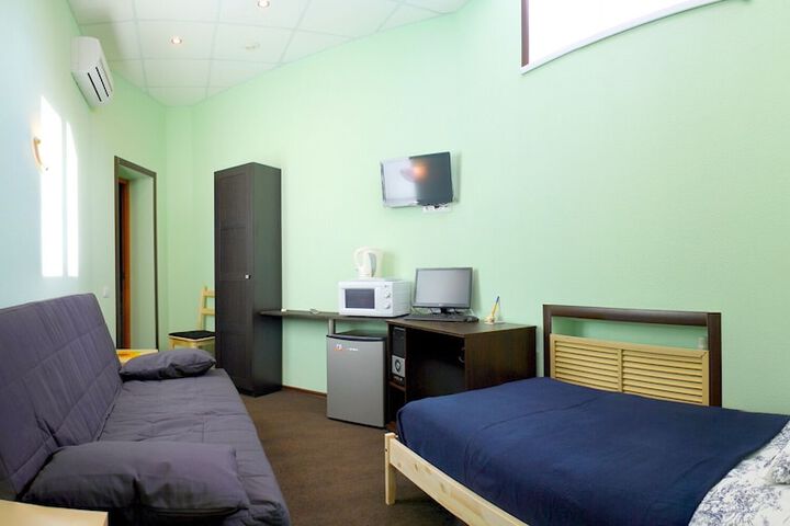 Room 4 of 19