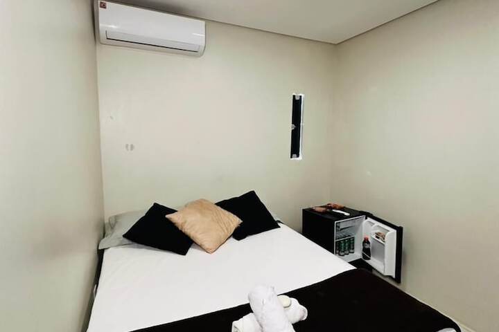 Room 49 of 80