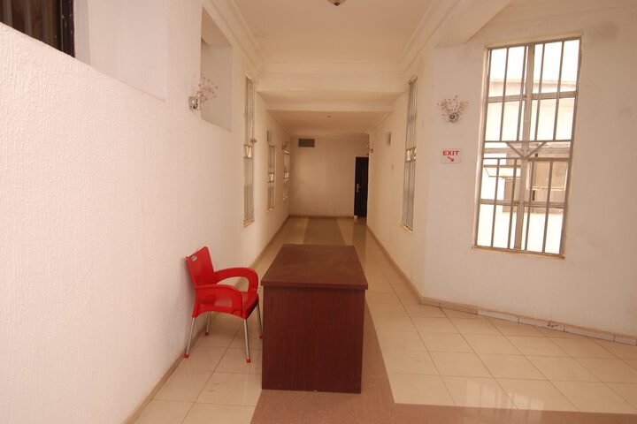 Ballroom/Hall 31 of 40
