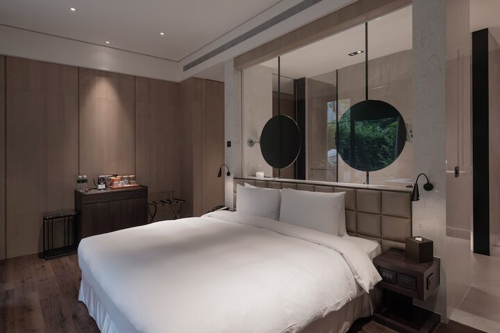Room 9 of 57