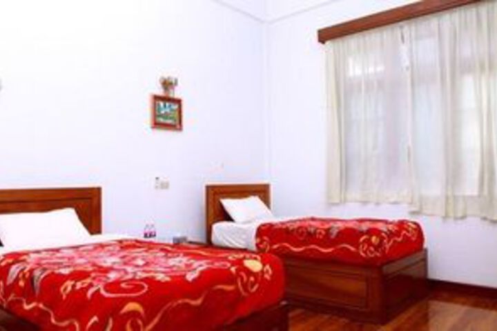 Room 7 of 26