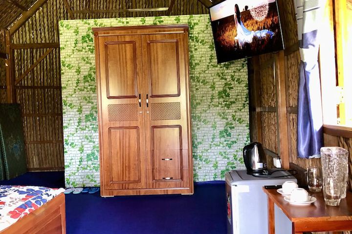 Room 28 of 139