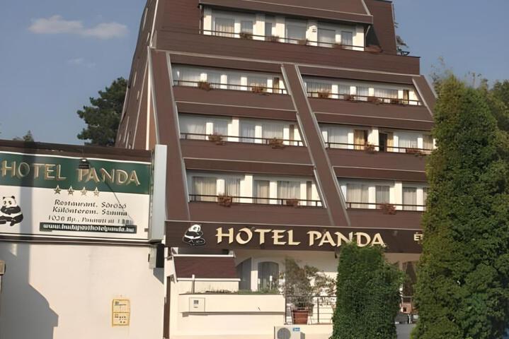 Hotel Panda