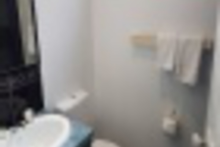 Room 171 of 876