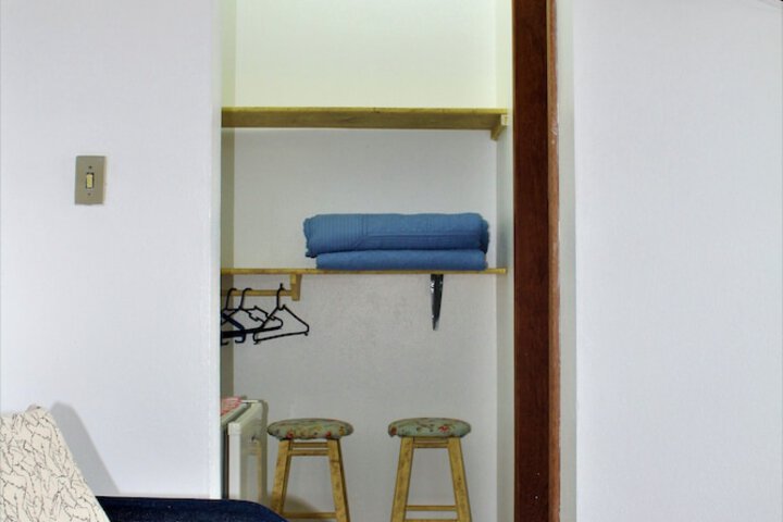 Room 18 of 46